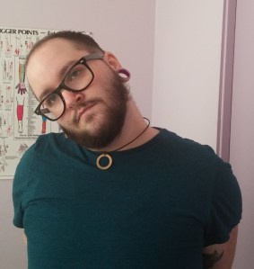 Upper traps stretch: tip forward